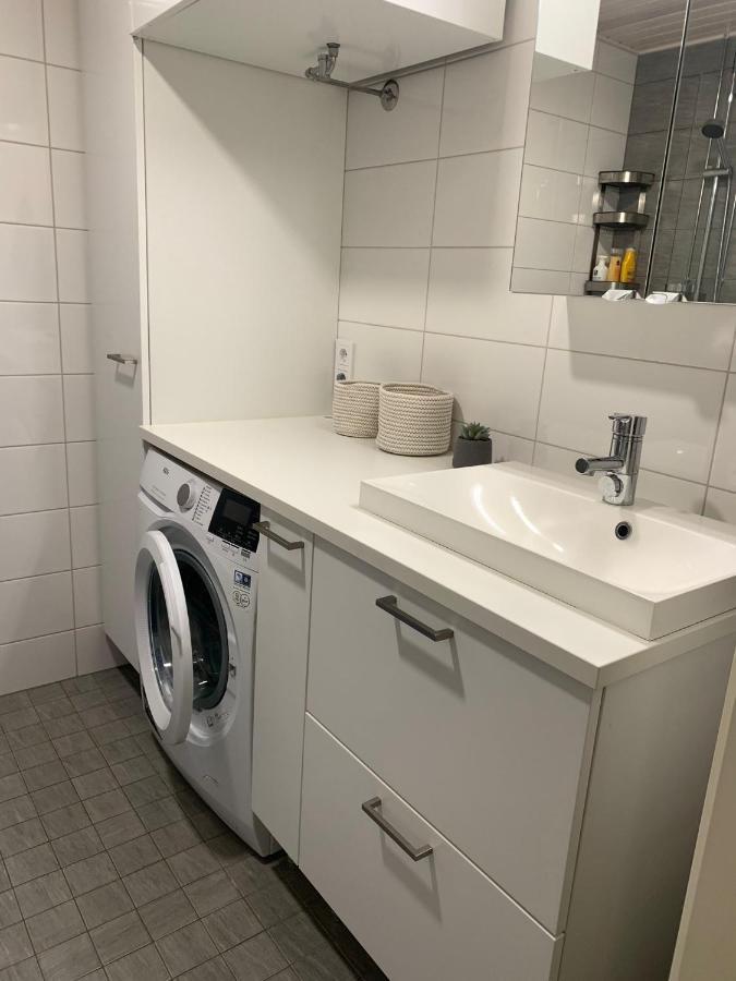 Modern One Bedroom Apartment Nearby Airport Vantaa Esterno foto